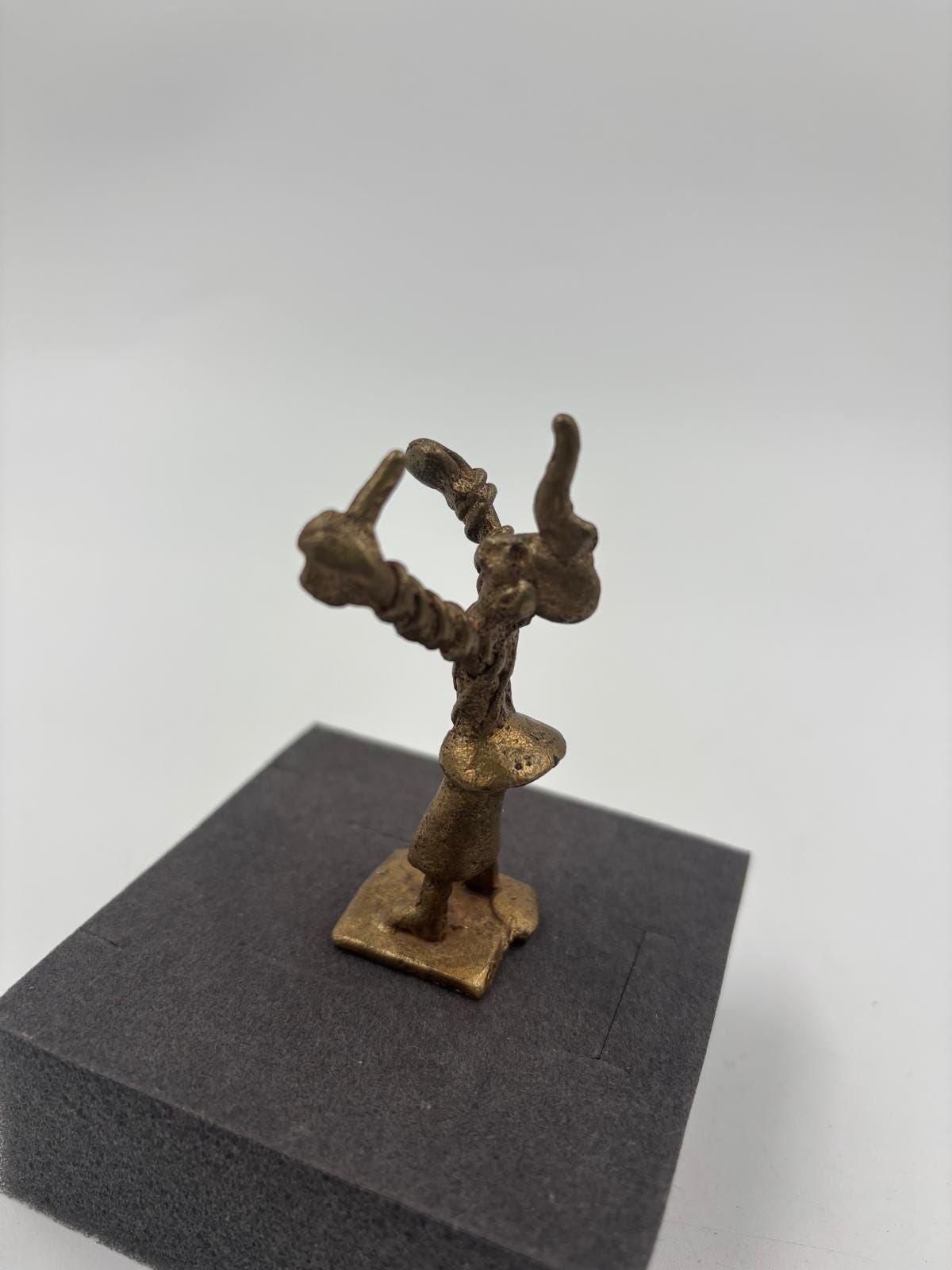 Vintage Skulptur tribal/ethno Stil Messingguss mit Patina sehr selten