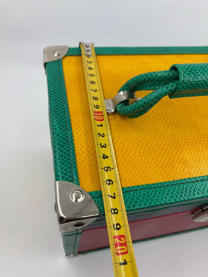 Vintage Kosmetikbox mit Spiegel in bunten Farben