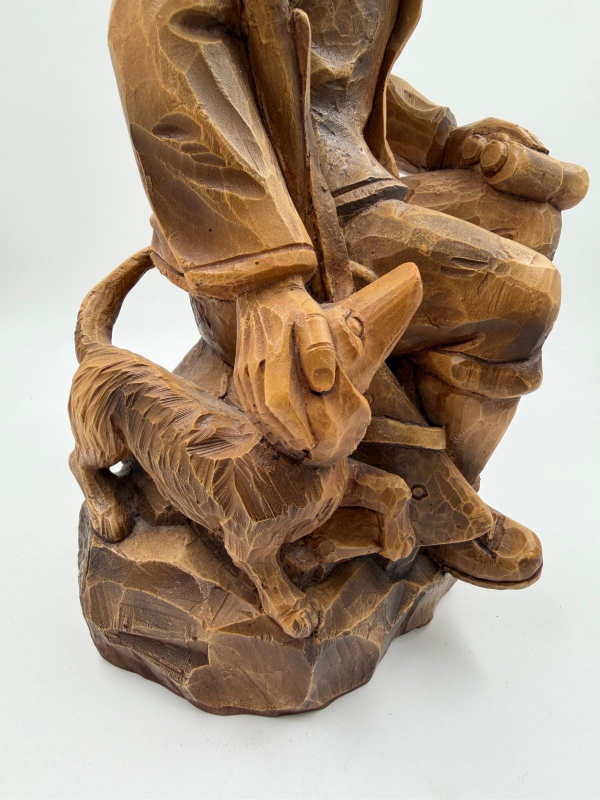 Vintage Holzfigur Bauer mit Korb und Hut handgeschnitzt, groß