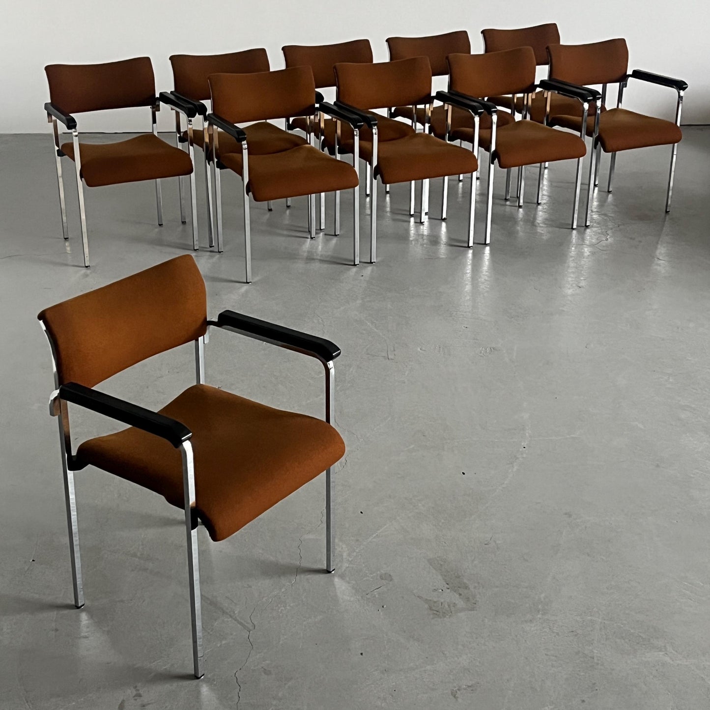 Vintage Armlehnsessel von Deutschland, 1970er, dunkelorange, pro Stück, 10 verfügbar