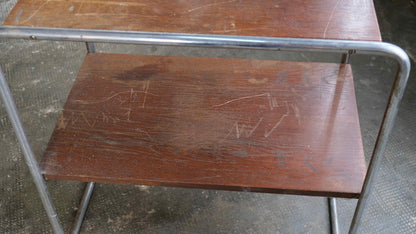 Vintage Beistelltisch Bauhaus mit braunen Holzablagen