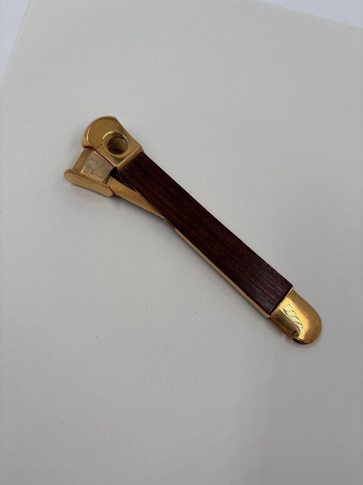 Vintage Zigarrenschneider goldfarben mit Holzeinlage