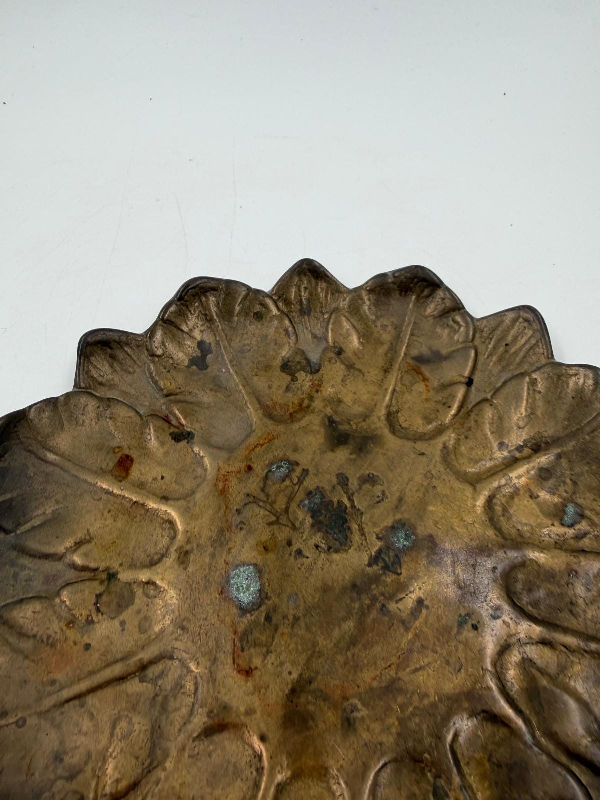 Vintage Schale Blattform Messing mit Patina