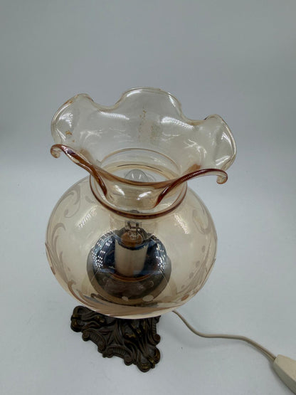 Vintage Tischlampe Messinggussfuß Glasschirm mit Dekor und Kabel mit Schnurschalter