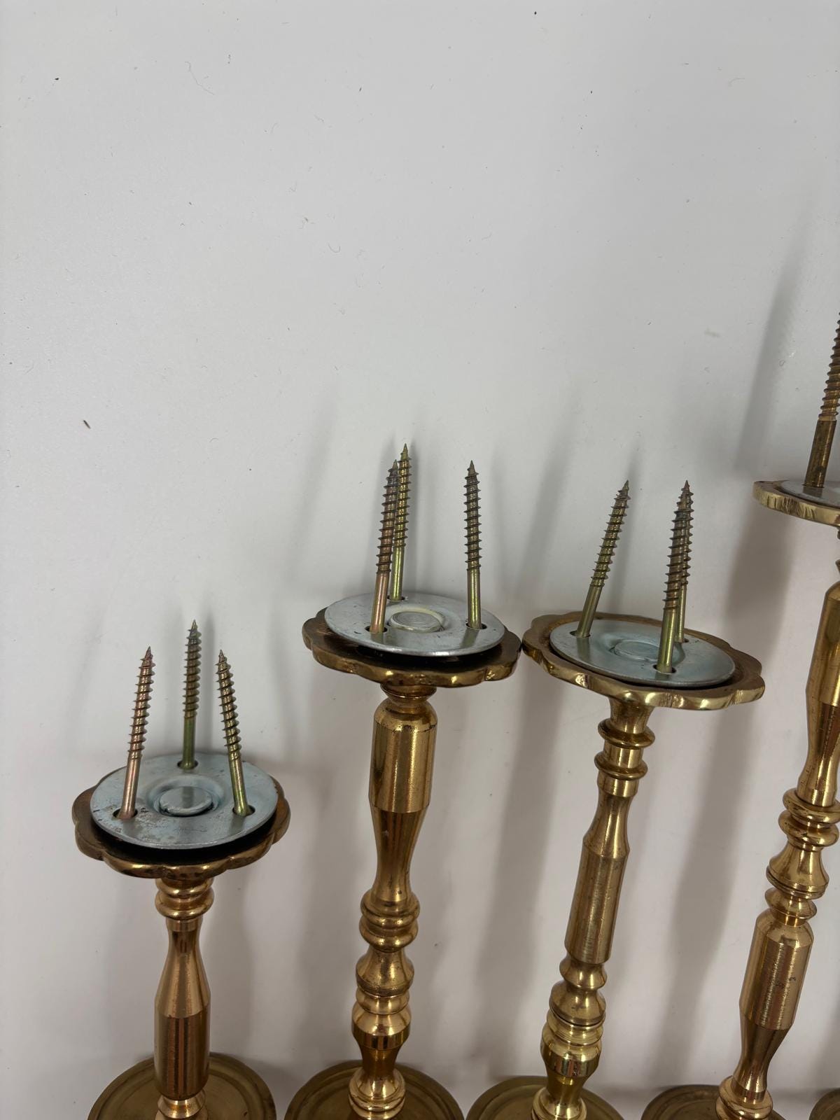 Vintage Raffhalter Set von 5 für Vorhang Gardine goldfarben Metall mit Rosetten und Schrauben