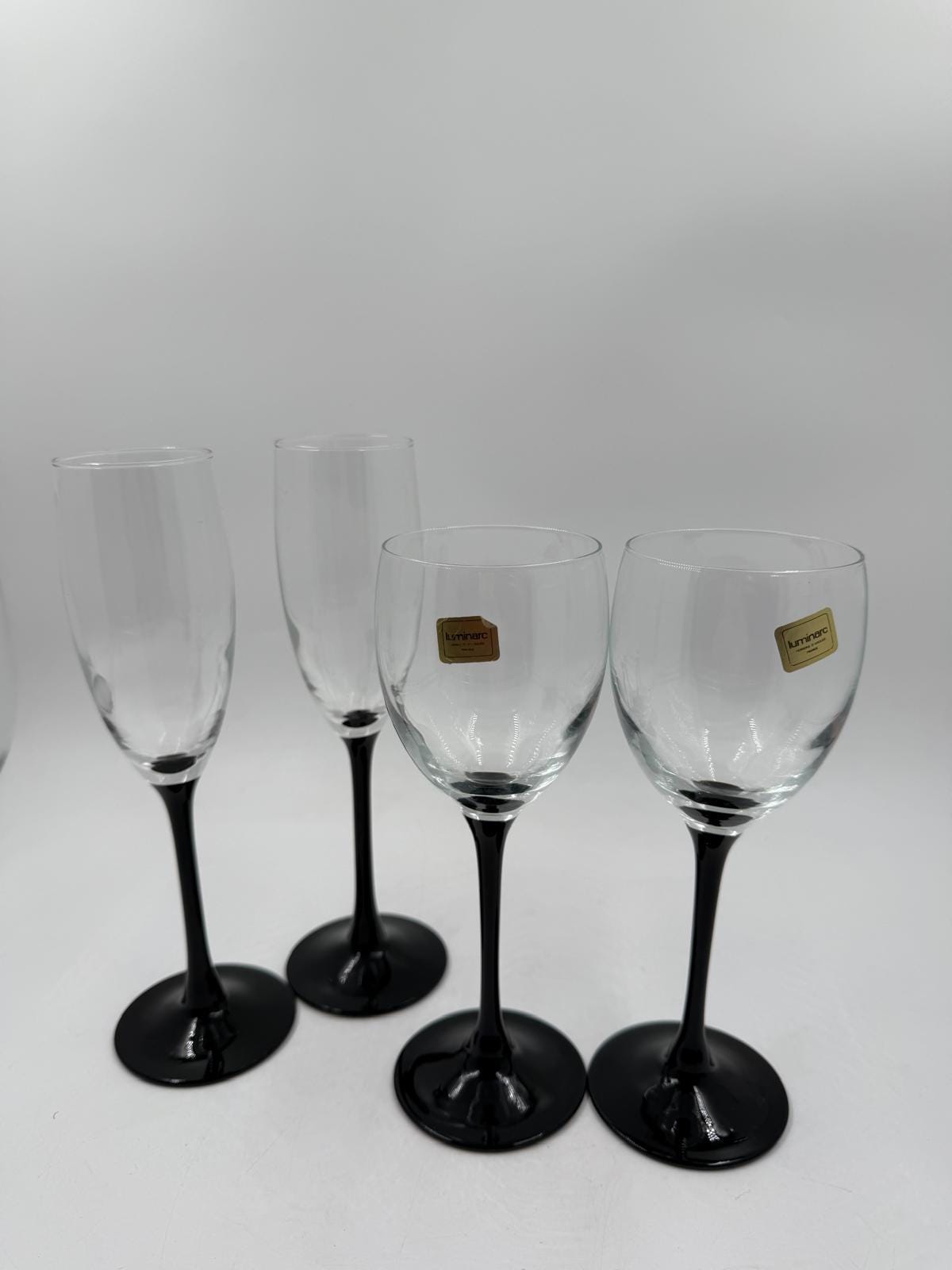 Vintage Glas Set von 4 Gläsern von Luminarc schwarz Fuß