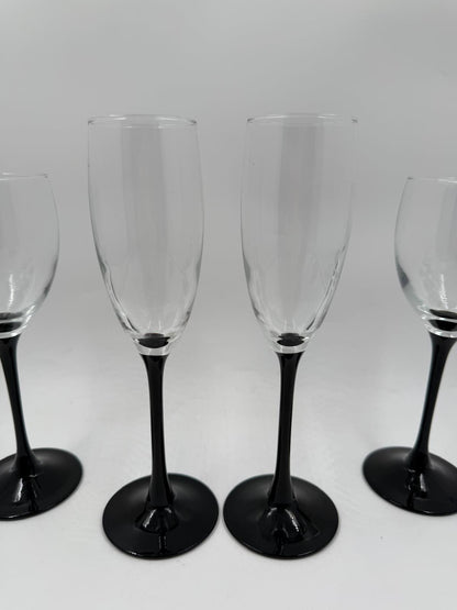 Vintage Glas Set von 4 Gläsern von Luminarc schwarz Fuß