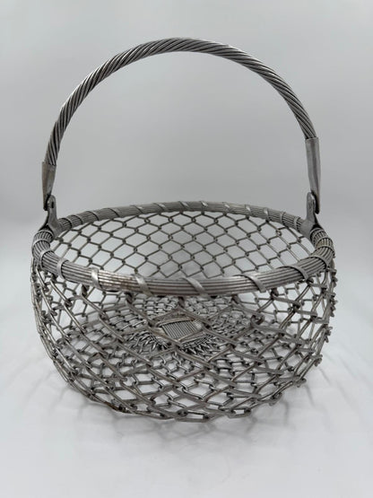 Vintage Wanddekoration Metallkorb Aluminium von Handemacht