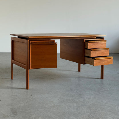 Vintage Schreibtisch von GV Møbler für Dänemark