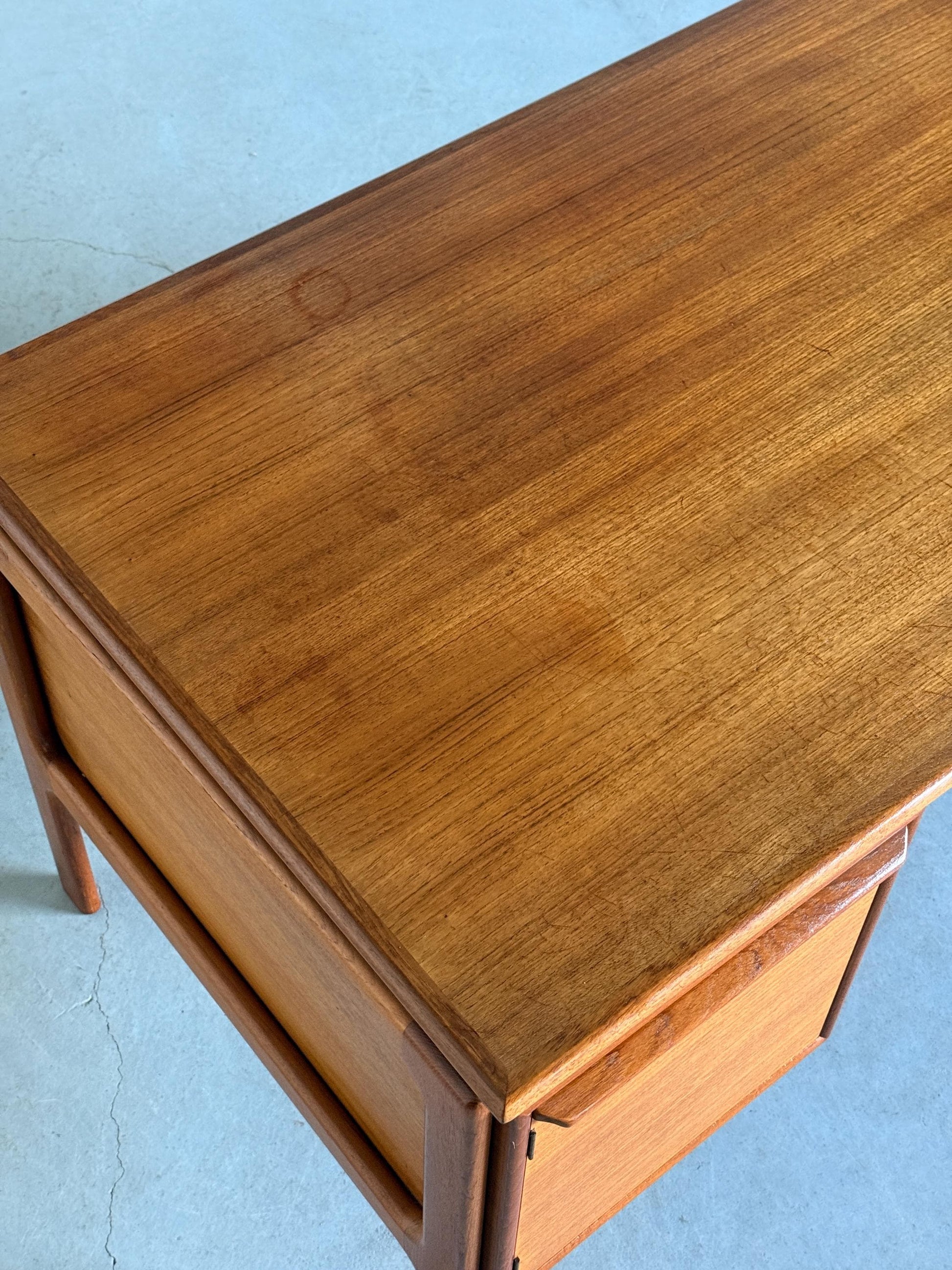 Vintage Schreibtisch von GV Møbler für Dänemark