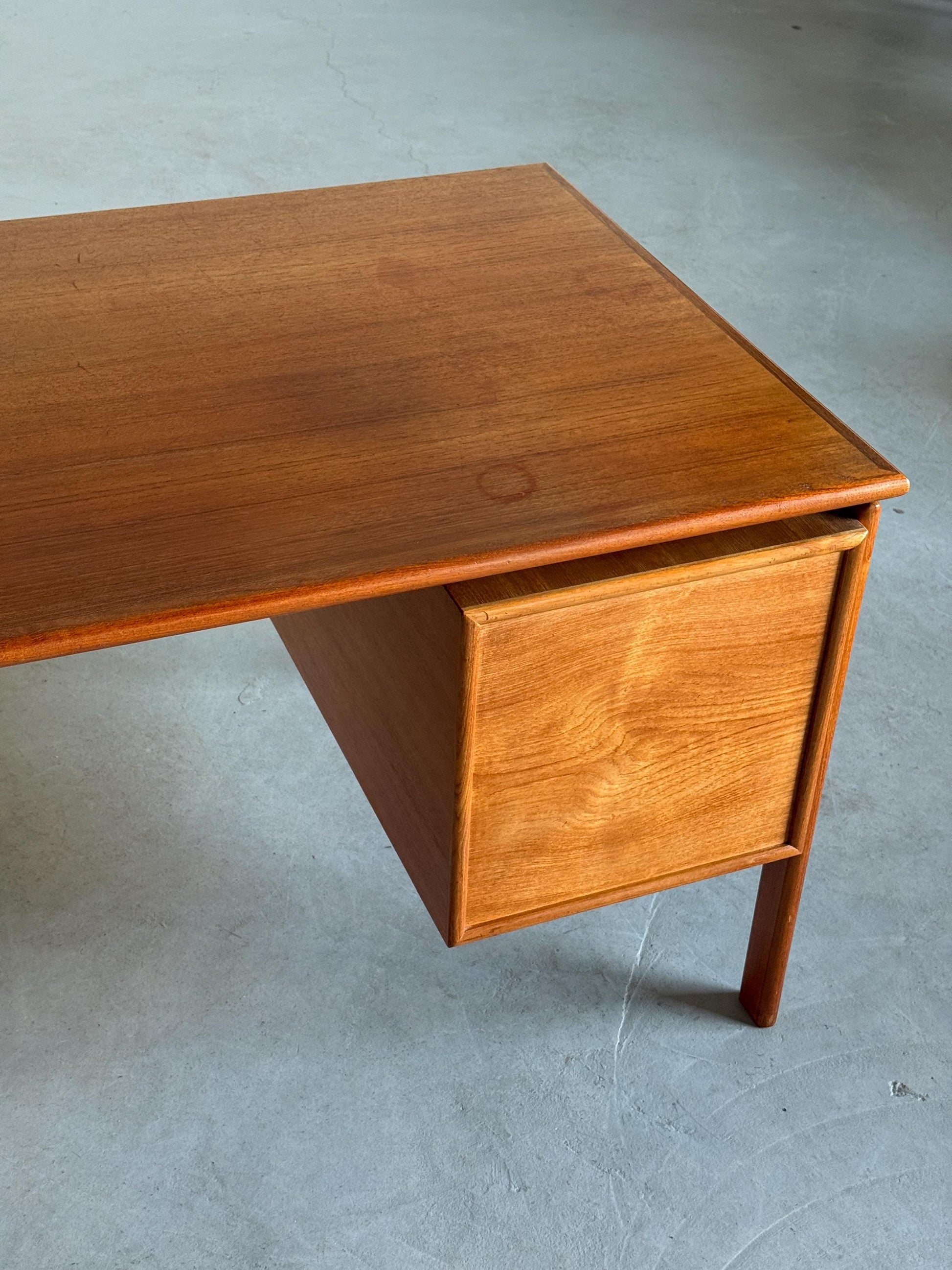 Vintage Schreibtisch von GV Møbler für Dänemark