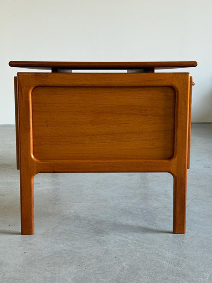 Vintage Schreibtisch von GV Møbler für Dänemark