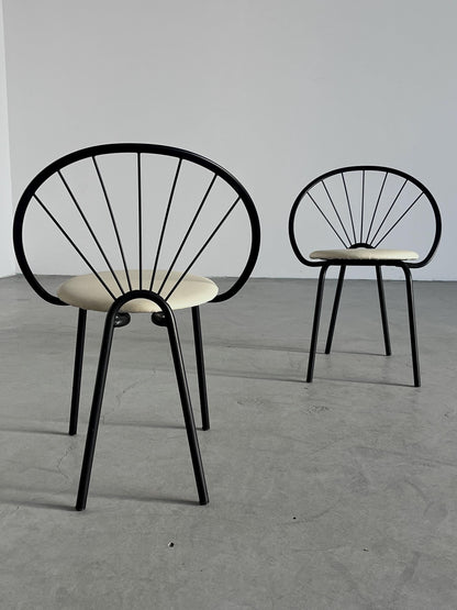 Vintage Garten- oder Esszimmerstuhl Set von 4 im Stil von Paolo Pallucco, schwarzes Metall, neu bezogen