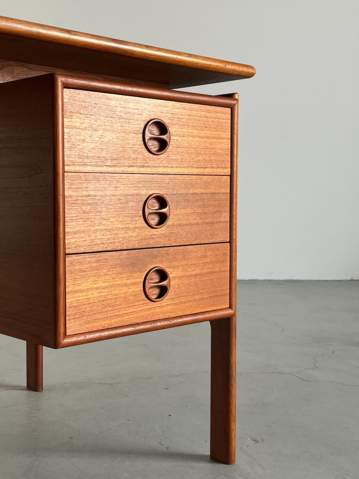 Vintage Schreibtisch von Arne Vodder für GV Møbler