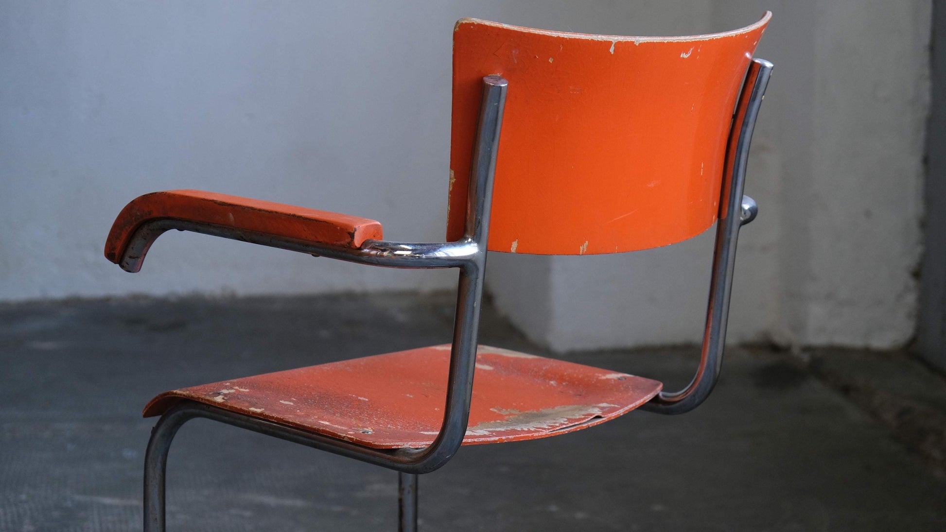 Vintage Freischwinger Stuhl von Mart Stam für Mora in Orange, Chrom