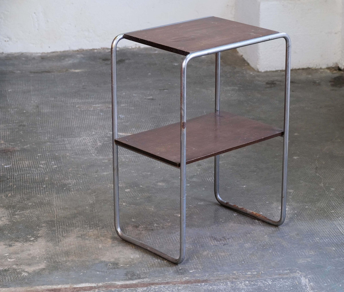 Vintage Beistelltisch Bauhaus braun verchromt Holz Stahlrohr Chrom