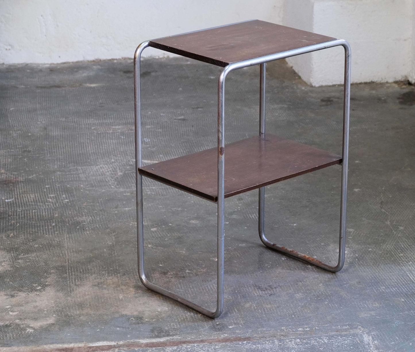 Vintage Beistelltisch Bauhaus braun verchromt Holz Stahlrohr Chrom