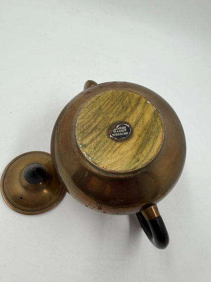 Vintage Teekanne aus Messing mit schwarzem Griff und Deckelknauf