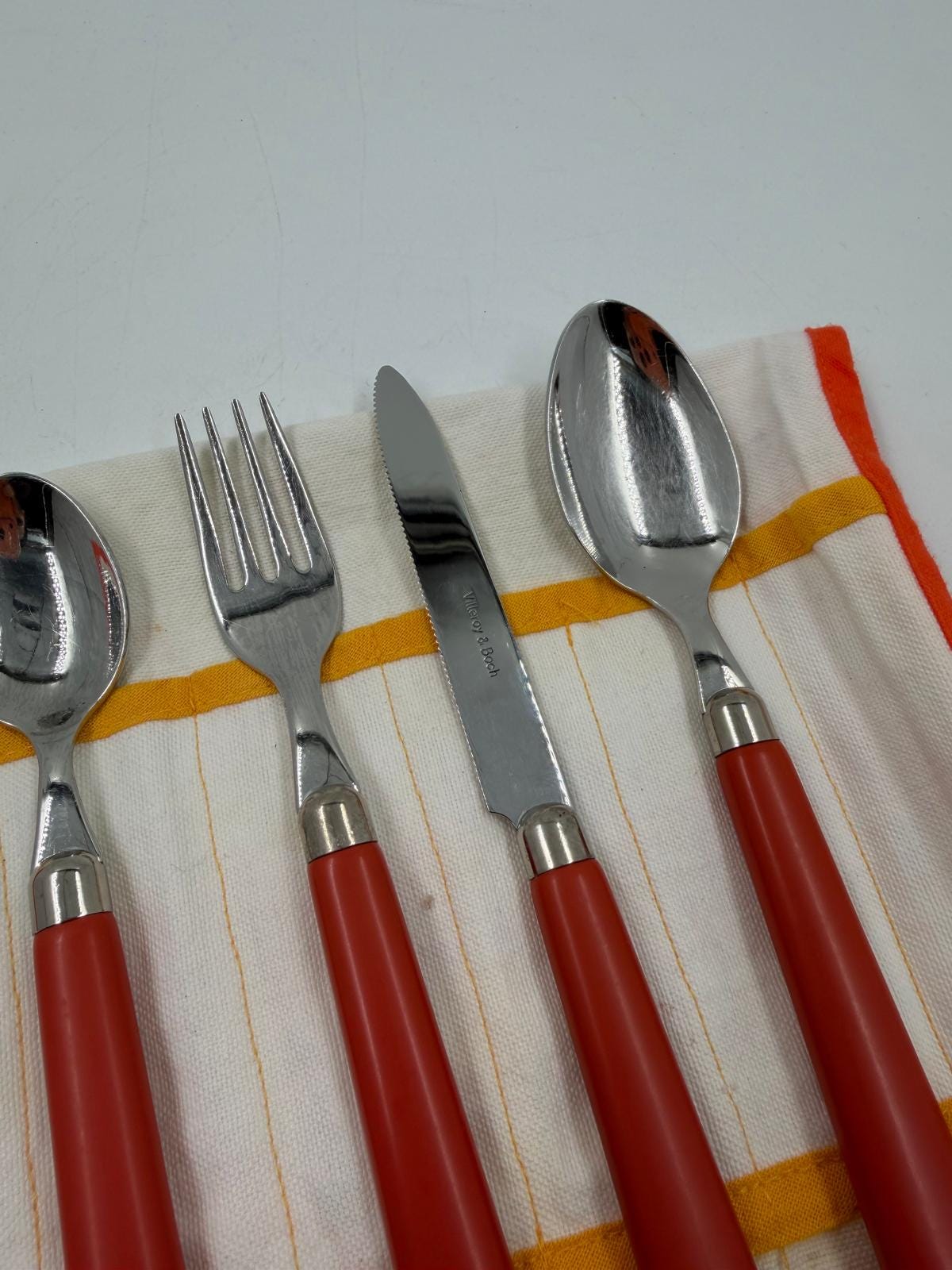 Vintage Besteck Set von Villeroy und Boch orange Griffe mit Stofftasche