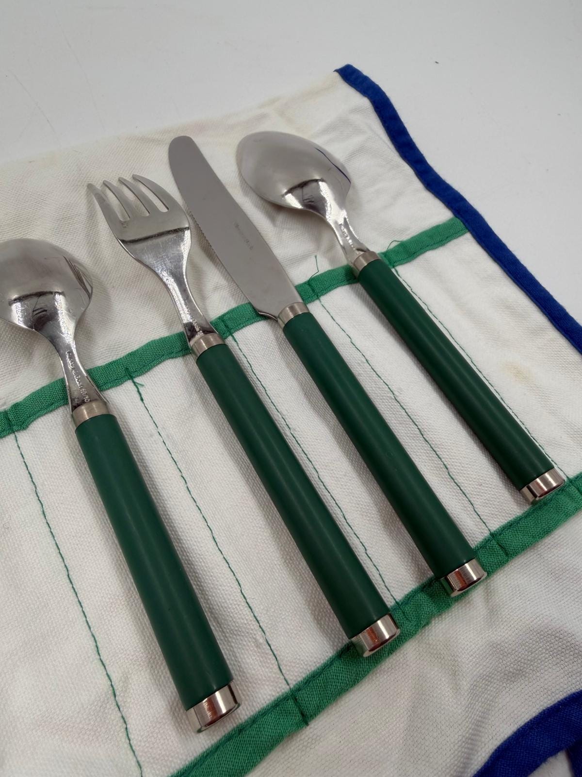 Vintage Besteck Reisebesteck Set von Villeroy und Boch grüne Griffe mit Stofftasche