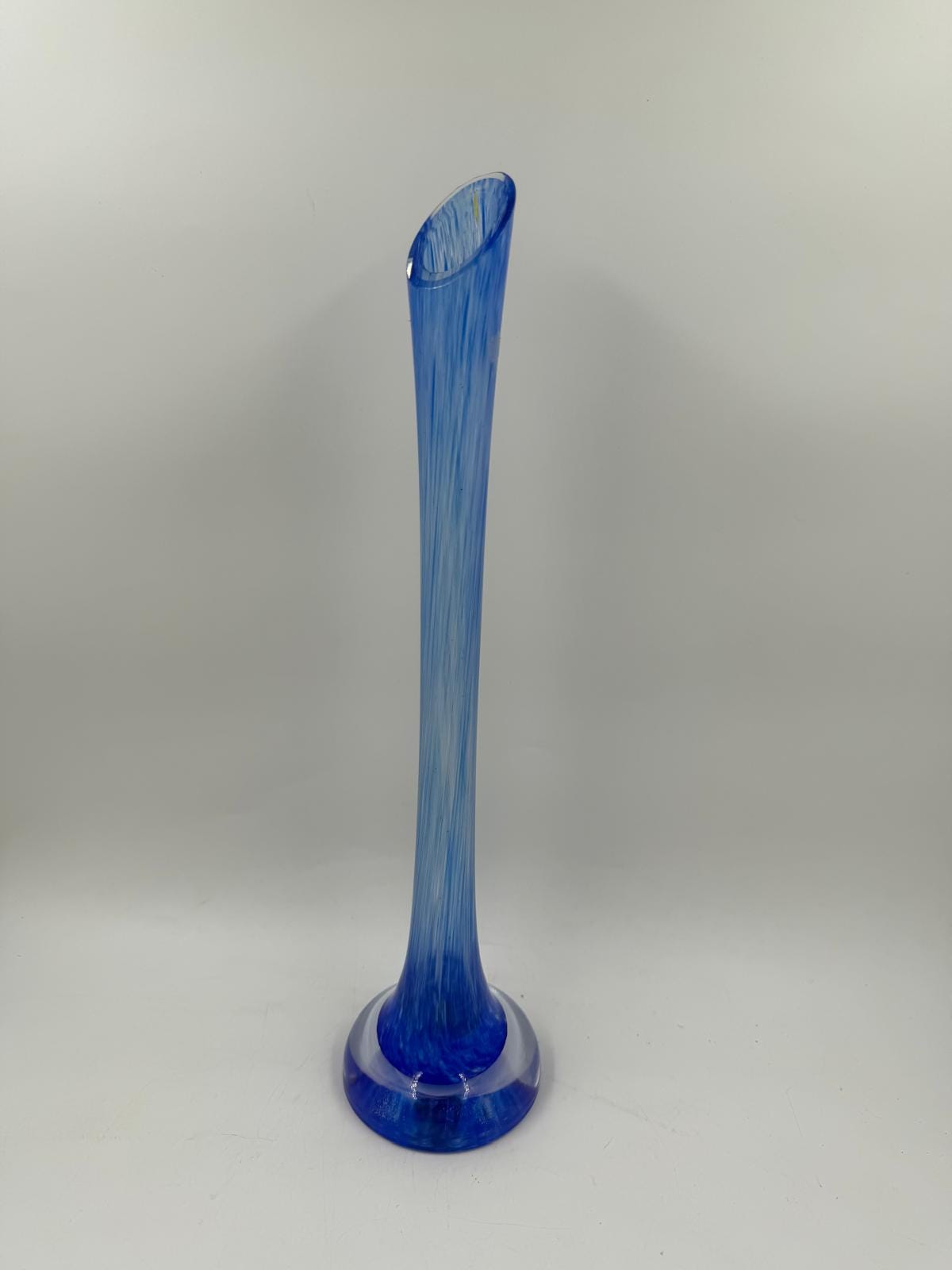 Vintage Vase blau gestreift, schlanke Form mit breiter Basis