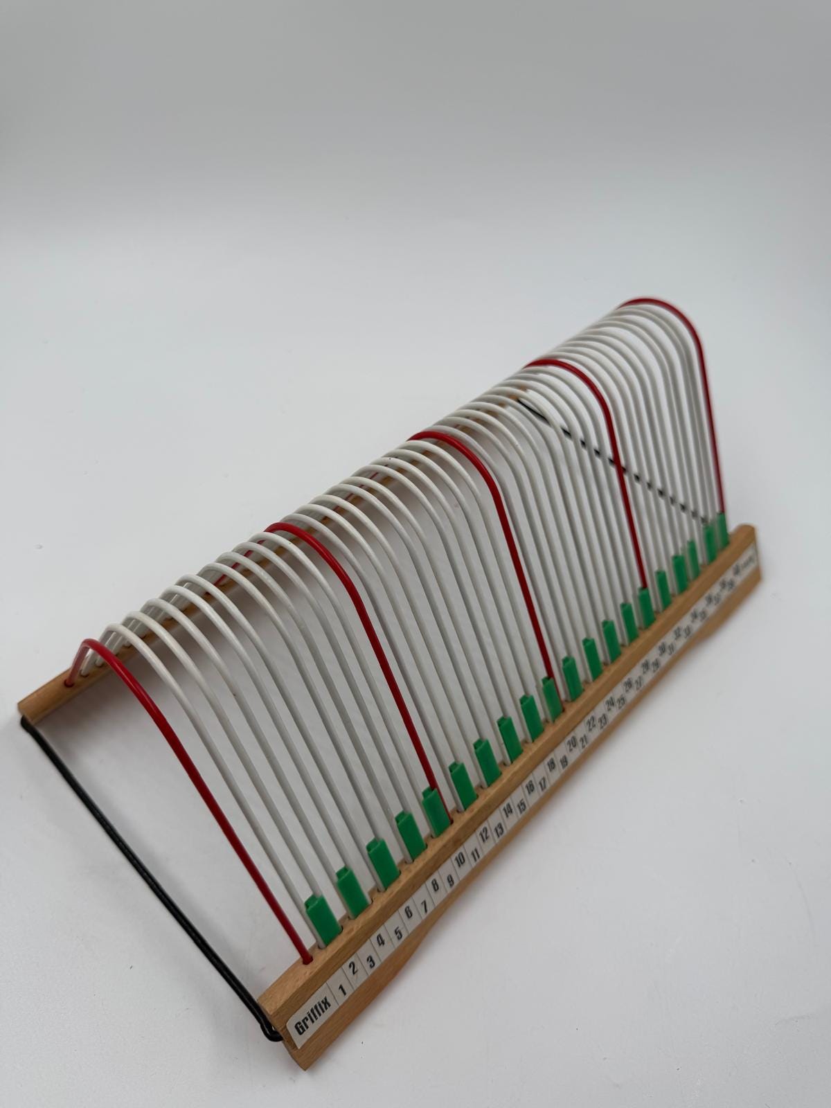 Vintage Schallplattenständer Griffix von DesOriginal aus Holz und Draht nummeriert 1–40 Retro