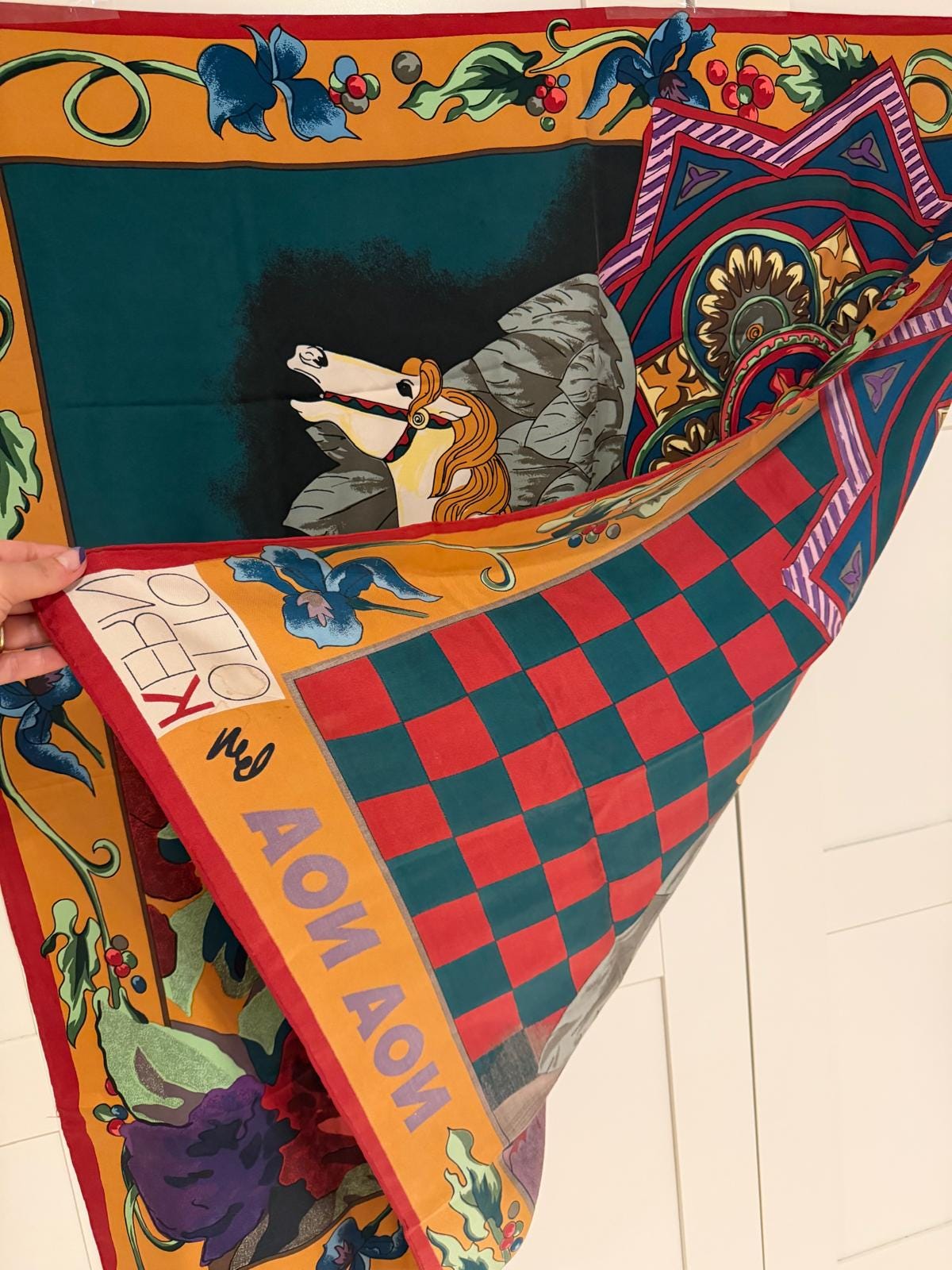 Vintage Seidentuch NOA NOA von Otto Kern mit Pferd und Ornament