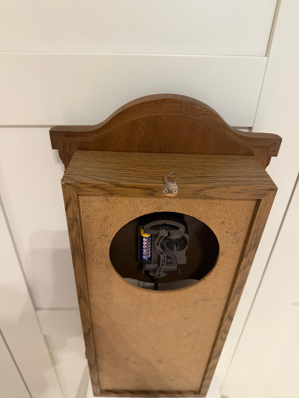 Vintage Wanduhr von Mebus mit Pendel im Holzgehäuse und Glasfront