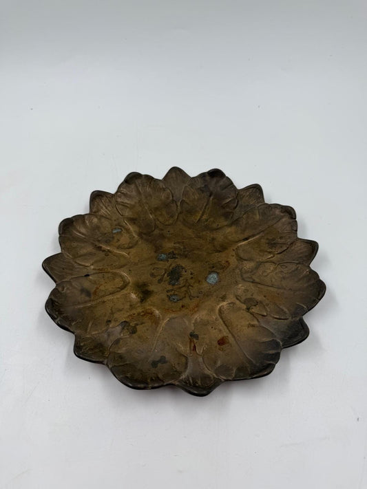 Vintage Schale Blattform Messing mit Patina