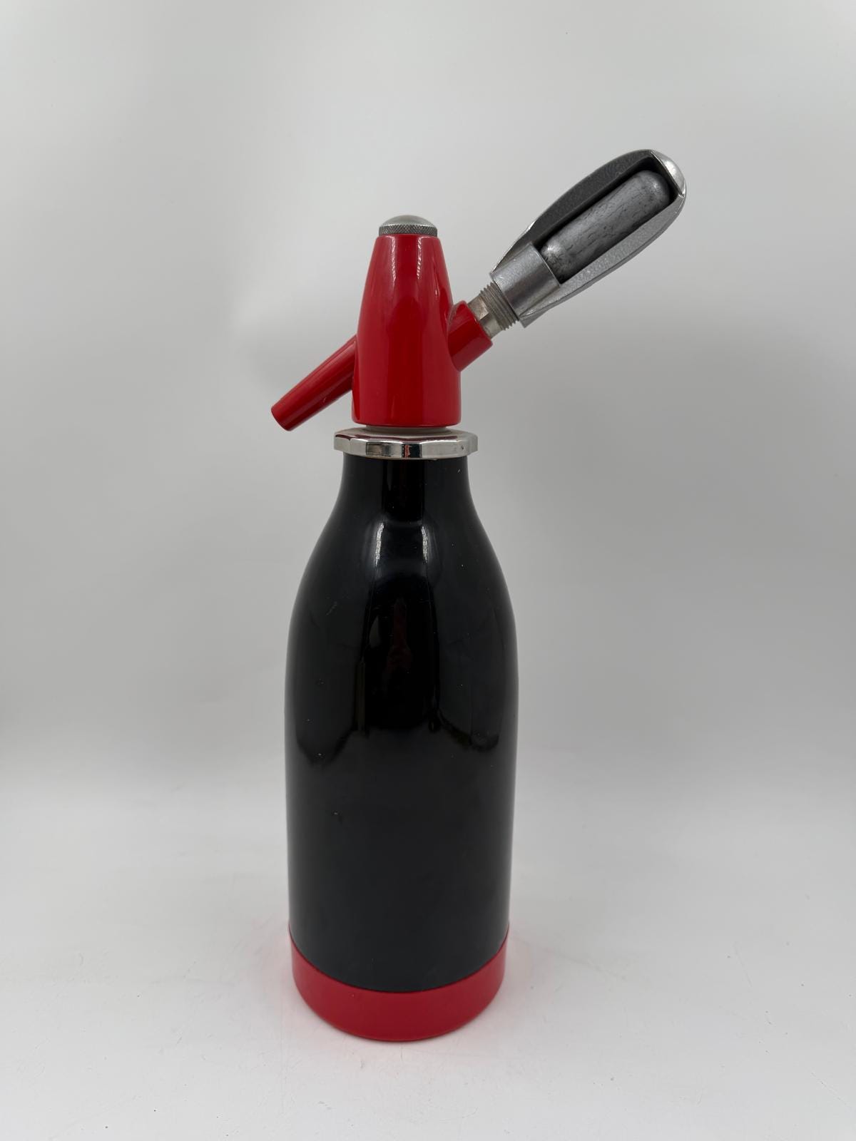 Vintage Soda-Siphon Flasche schwarz rot Dekoration sehr gut erhalten