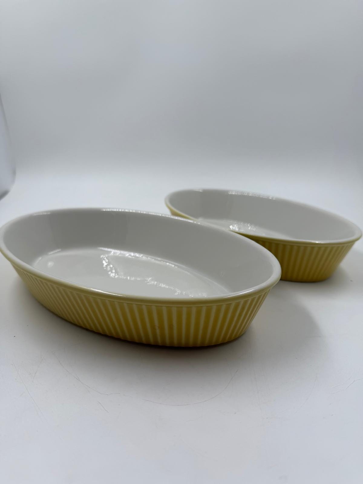 Vintage Auflaufform Set von 2 von Villeroy und Boch feuerfest oval gelb geriffelt