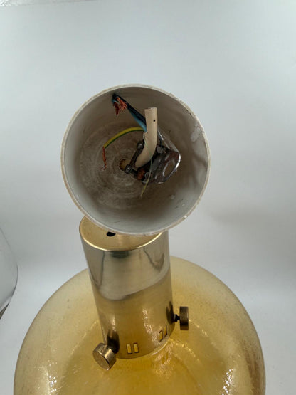 Vintage Hängelampe Amber mit Luftblasen Glas und Metallteilen in Goldfarben