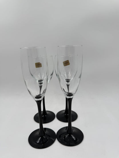 Vintage Glas Set von 4 Gläsern von Luminarc schwarz Fuß