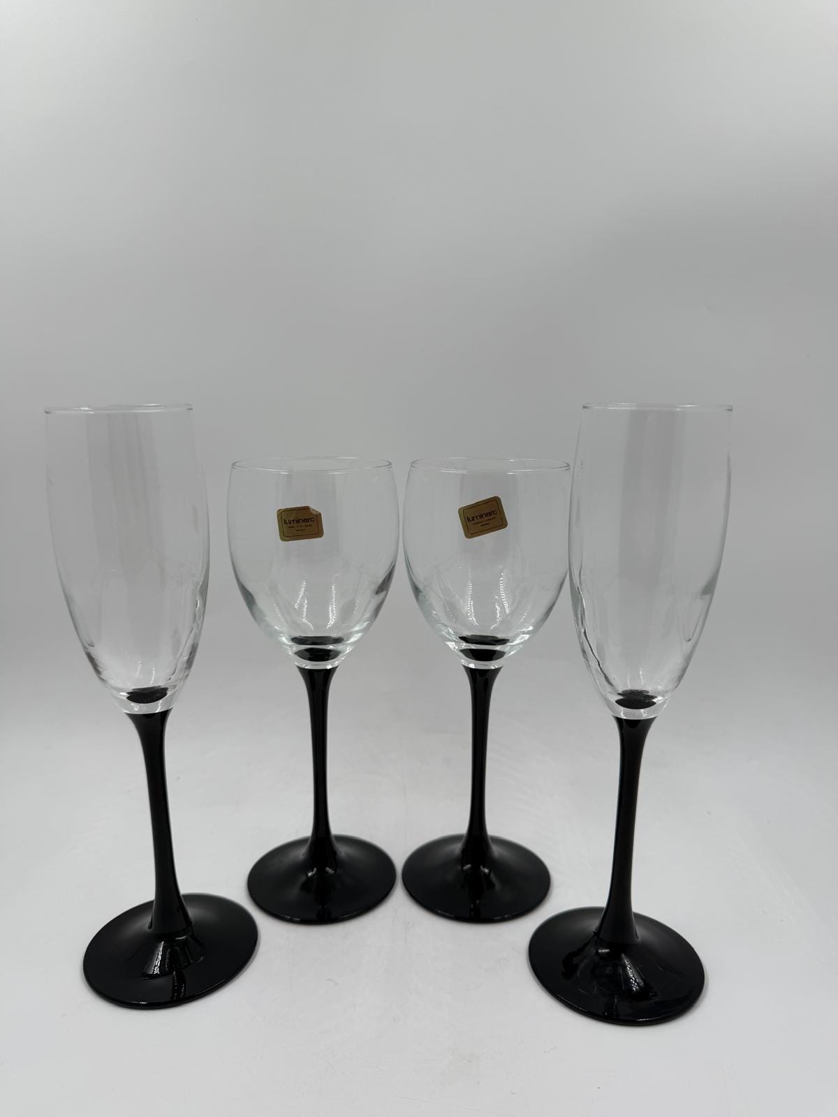 Vintage Glas Set von 4 Gläsern von Luminarc schwarz Fuß