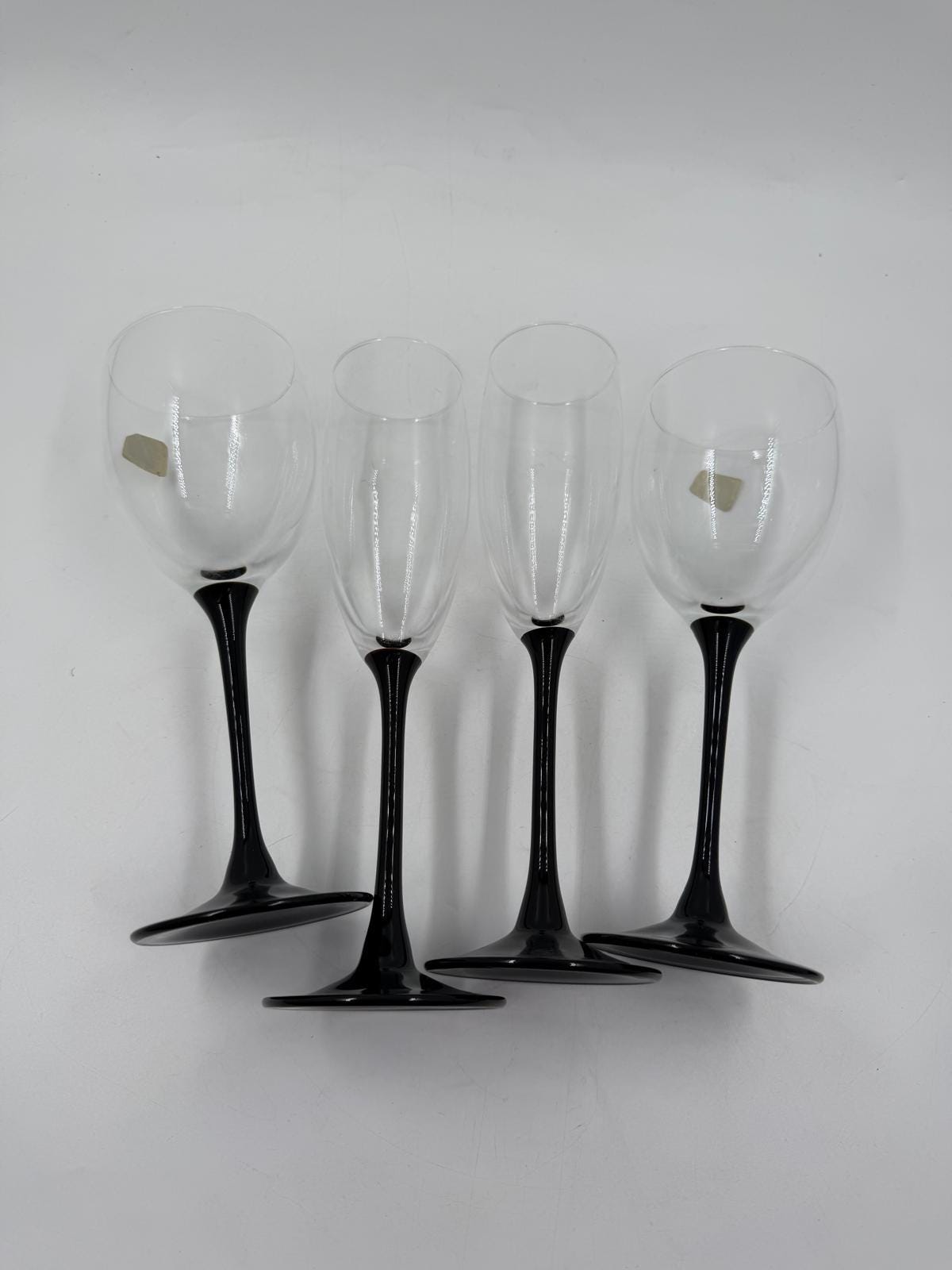 Vintage Glas Set von 4 Gläsern von Luminarc schwarz Fuß