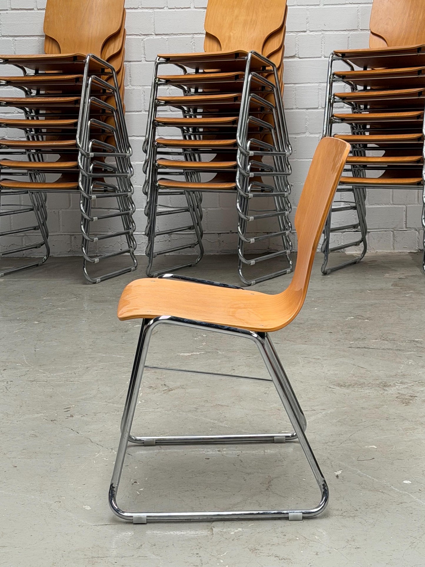 Vintage Stapelstuhl aus Bugholz und Chrom von West Germany