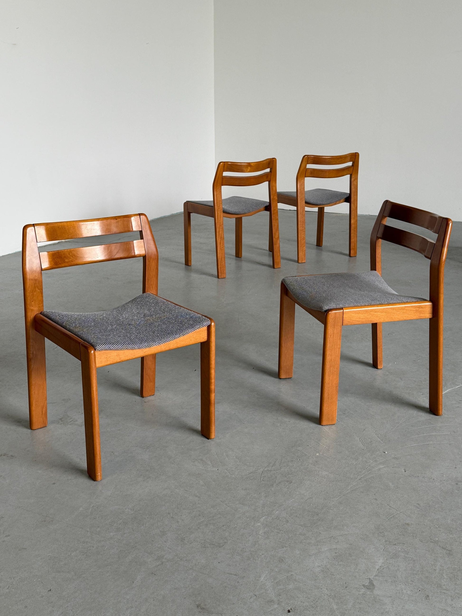 Vintage Esszimmerstuhl Set von 6 von unbekannt für Italien