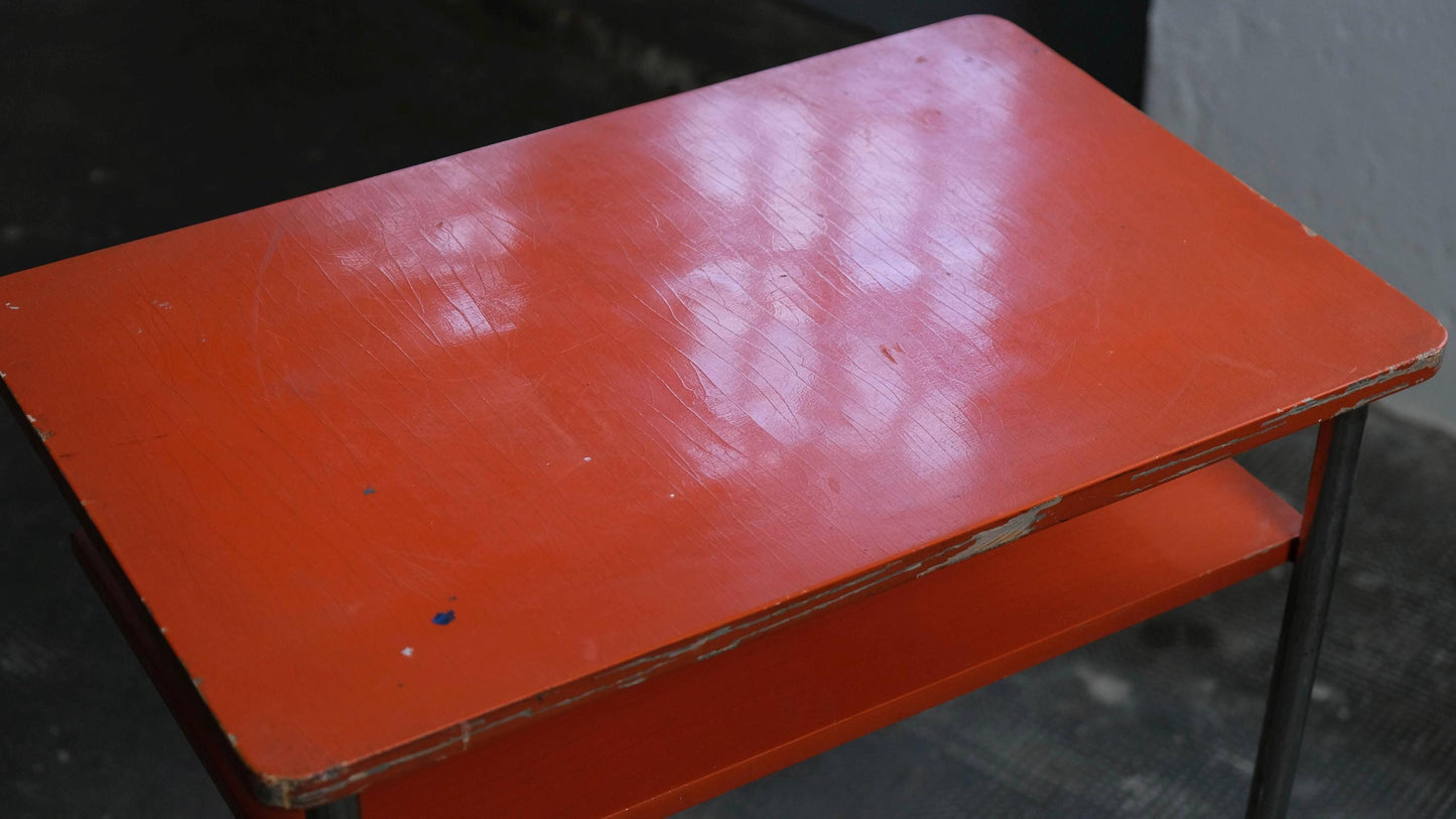 Vintage Beistelltisch von Mora für Bauhaus Orange, Silber