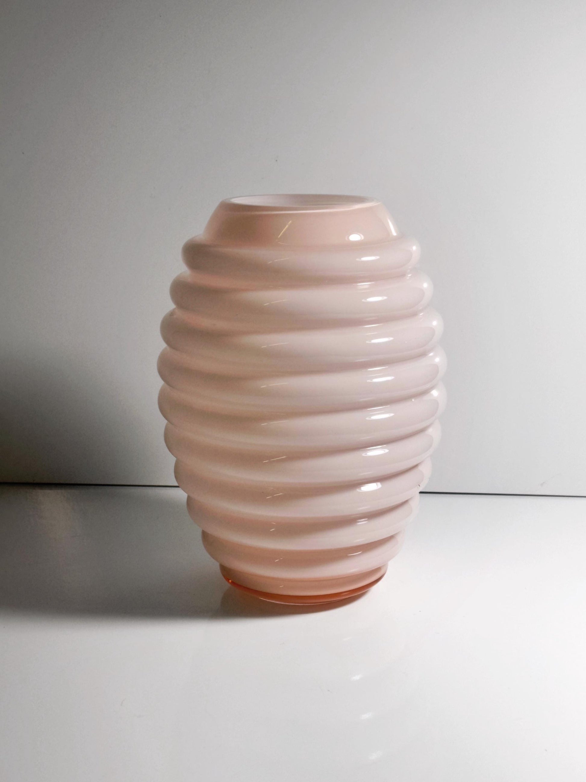 Vintage Vase Deco von Vetrarti Murano für Venini Rosa Milchglas