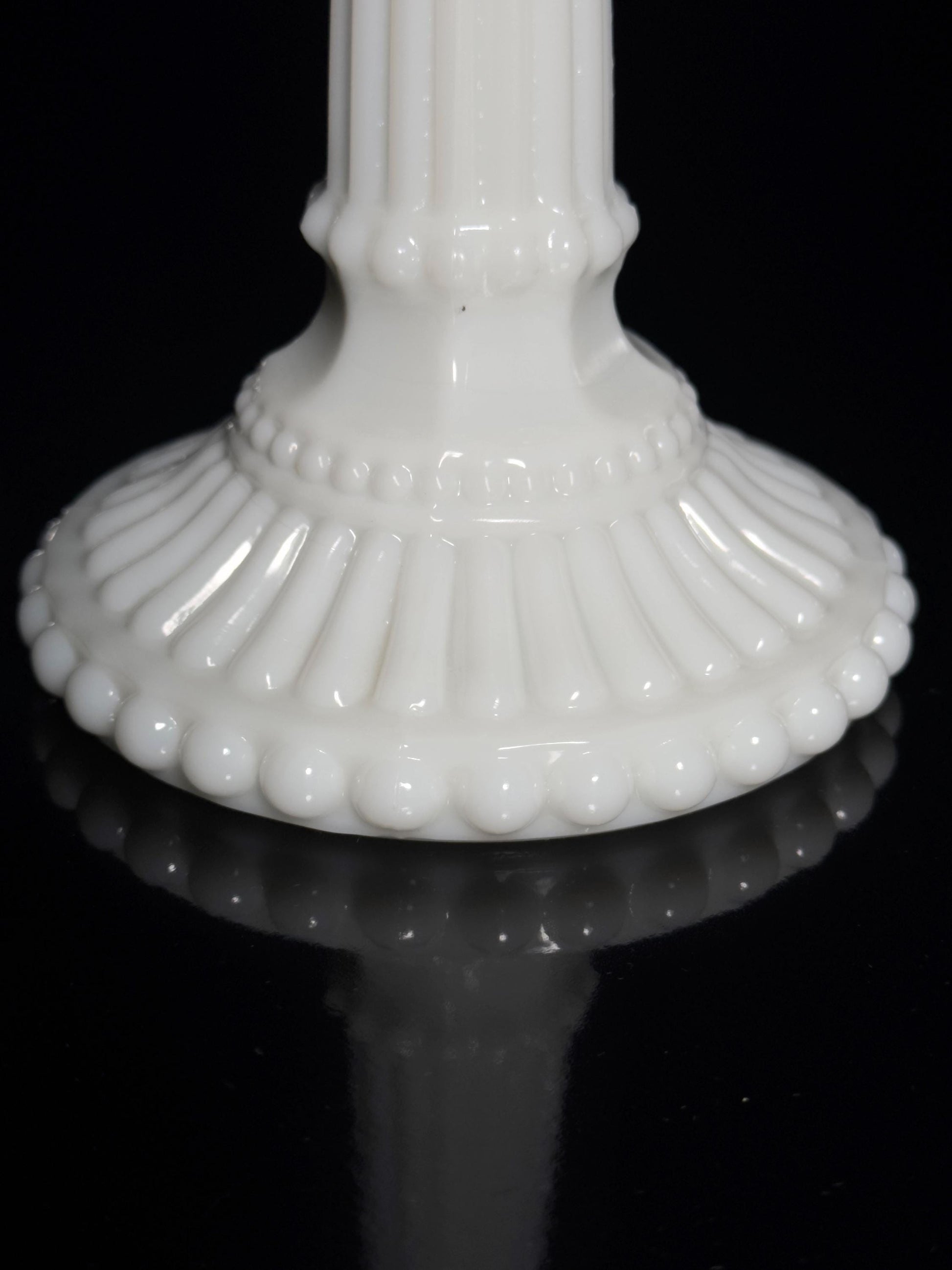 Vintage Kerzenhalter Vallérysthal Modell 3343 von Portieux 21cm Opalglas