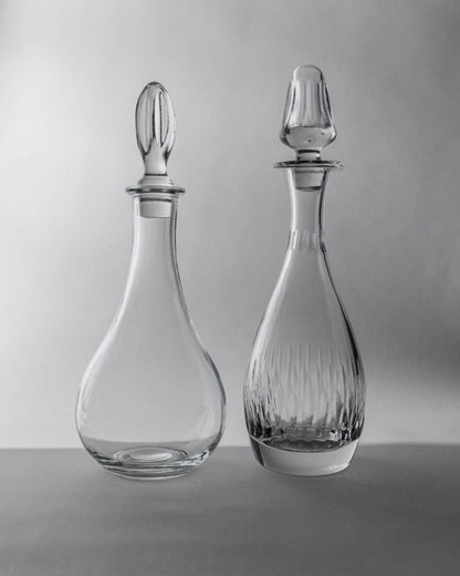 Vintage Dekanter Set von 2 aus Kristallglas mit Stöpsel verschiedene Formen