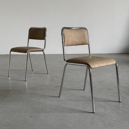 Vintage Stuhl Set von 2 im Bauhaus-Stil, italienisch, Chrom, beige Kunstleder, 1980er