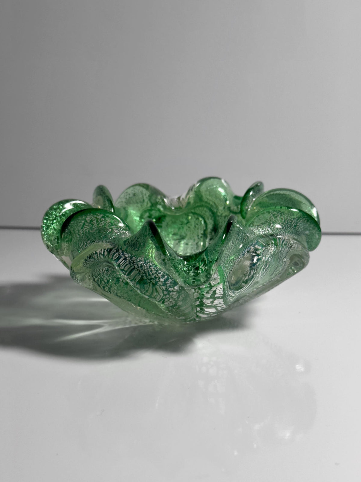 Vintage Murano Glasschale Mintgrün mit Silberdekor, Italien 1960er