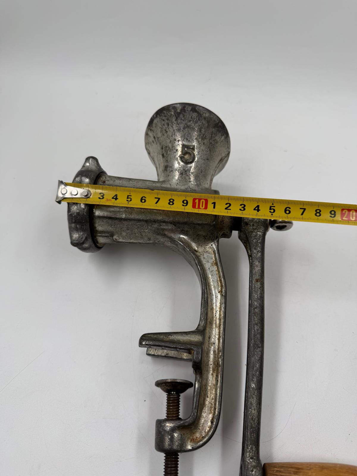 Vintage Fleischwolf von COMET für COMET metallfarben Holzgriff Tischklemme