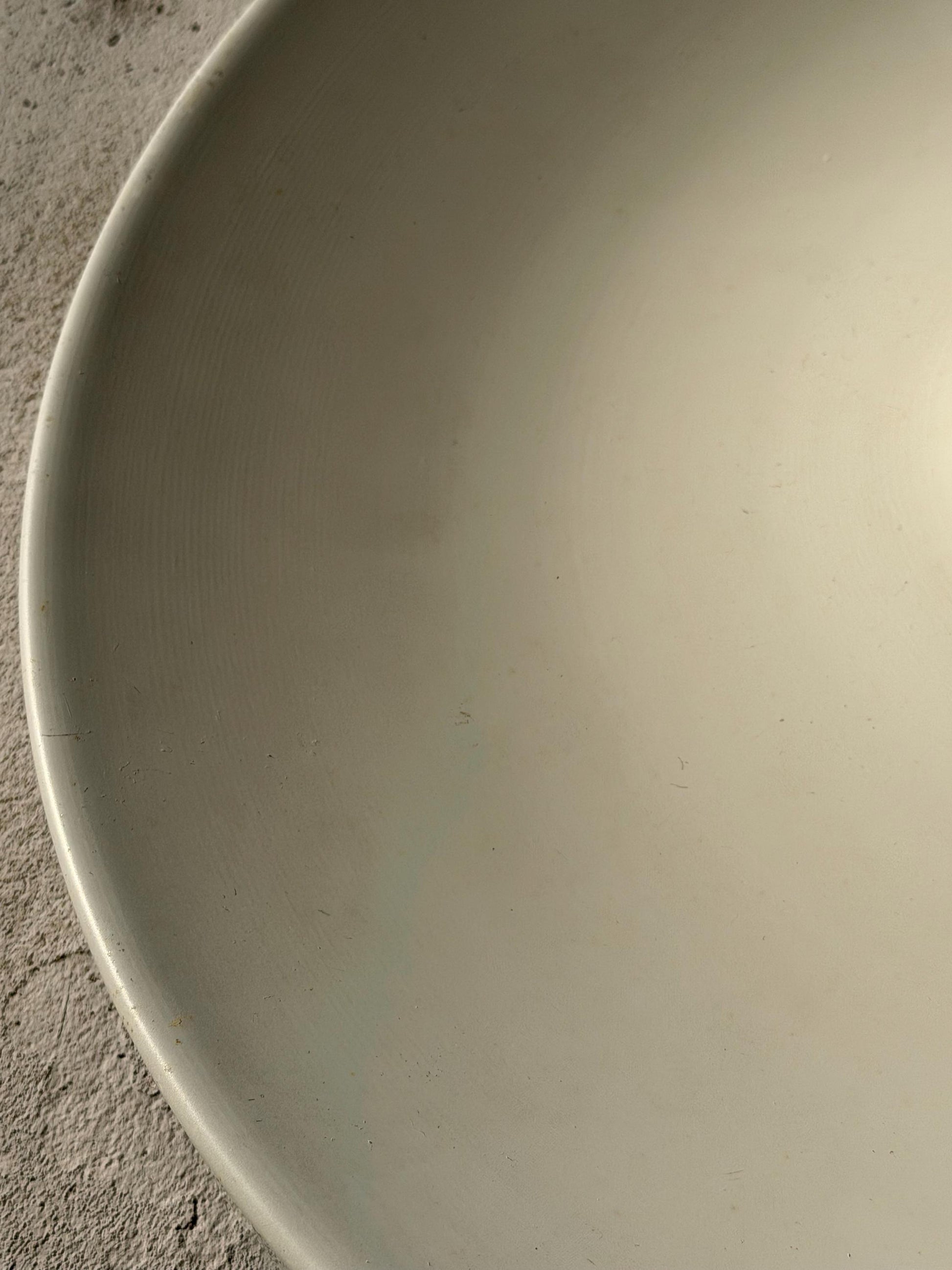 Vintage Wandlampe Diskus von Charlotte Perriand für Honsel Weiß 50 cm