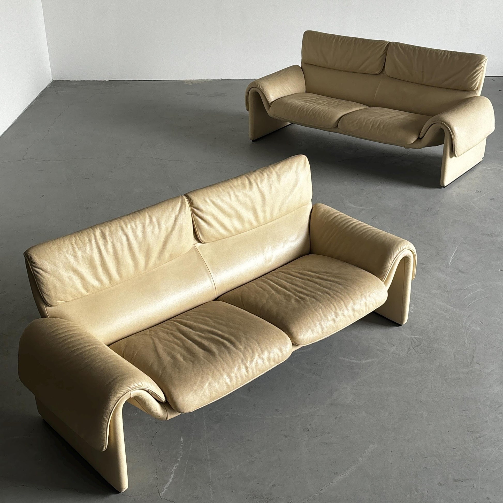 Vintage Set von 2 DS 2011 Sofa von De Sede für De Sede beige greige