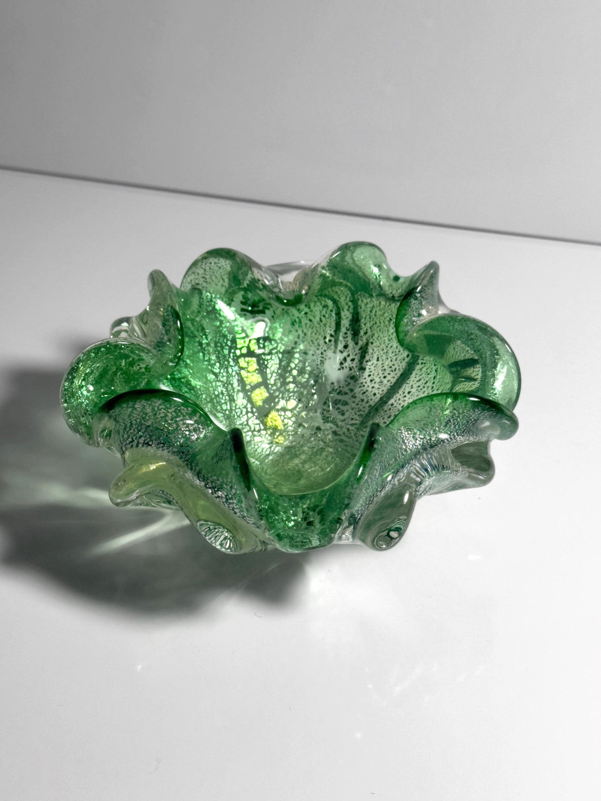 Vintage Murano Glasschale Mintgrün mit Silberdekor, Italien 1960er