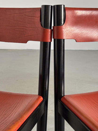 Vintage Set von 4 Esszimmerstuhl von Ibisco Sedie für Ibisco Sedie Karminrot Schwarz