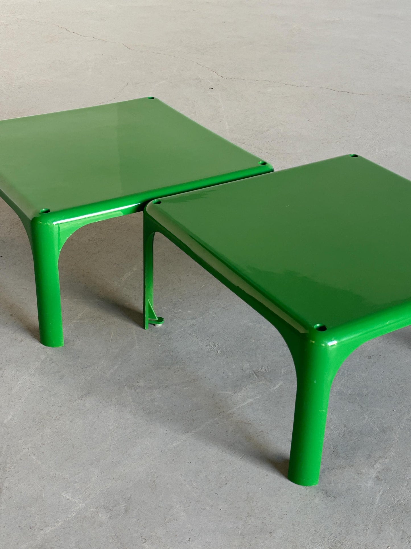 Vintage Set von 2 Beistelltisch Demetrio 45 von Vico Magistretti für Artemide Milano Grün