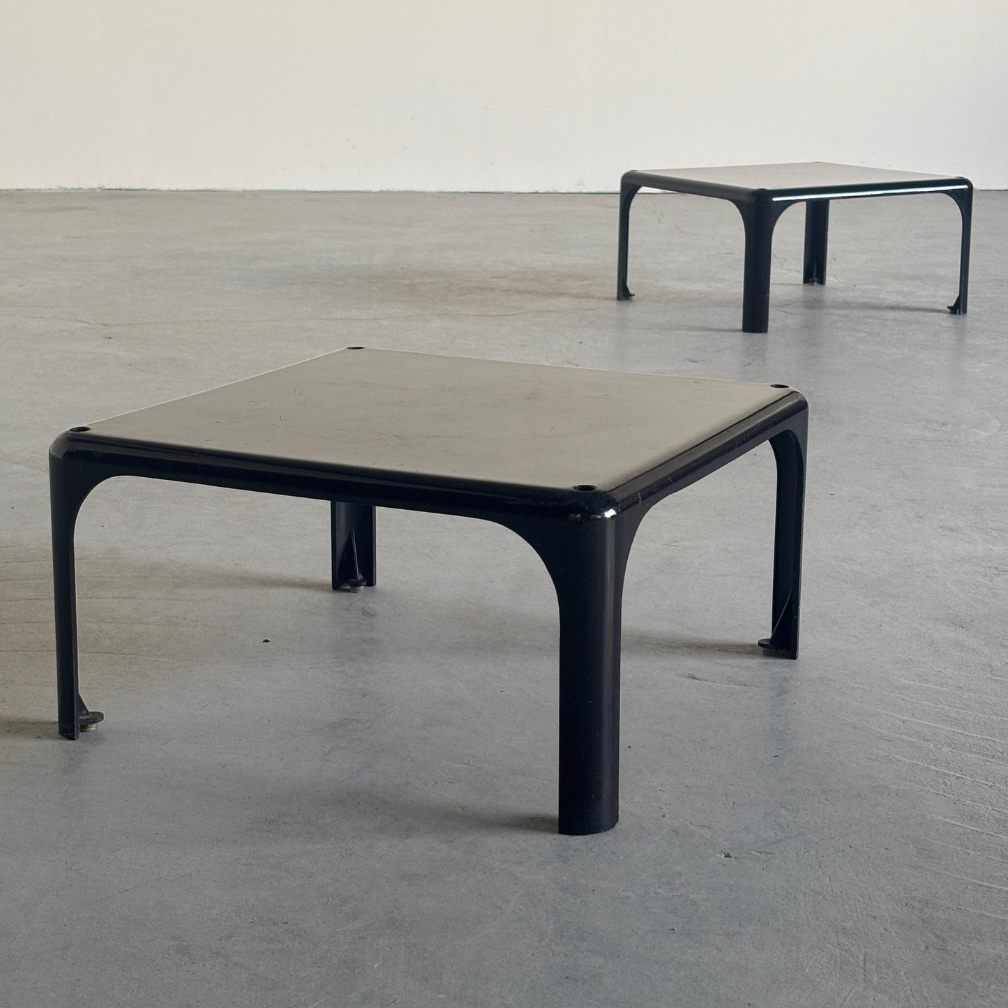 Vintage Set von 2 Beistelltisch Demetrio 45 von Vico Magistretti für Artemide Milano, schwarz